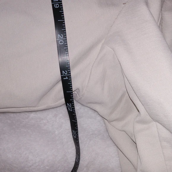 Apt. 9 Jacket, Women's Size Large Tan Faux Fur Hood, Full Zip, Parka Coat - Picture 9 of 11